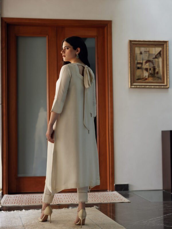 Ella II - Image 2